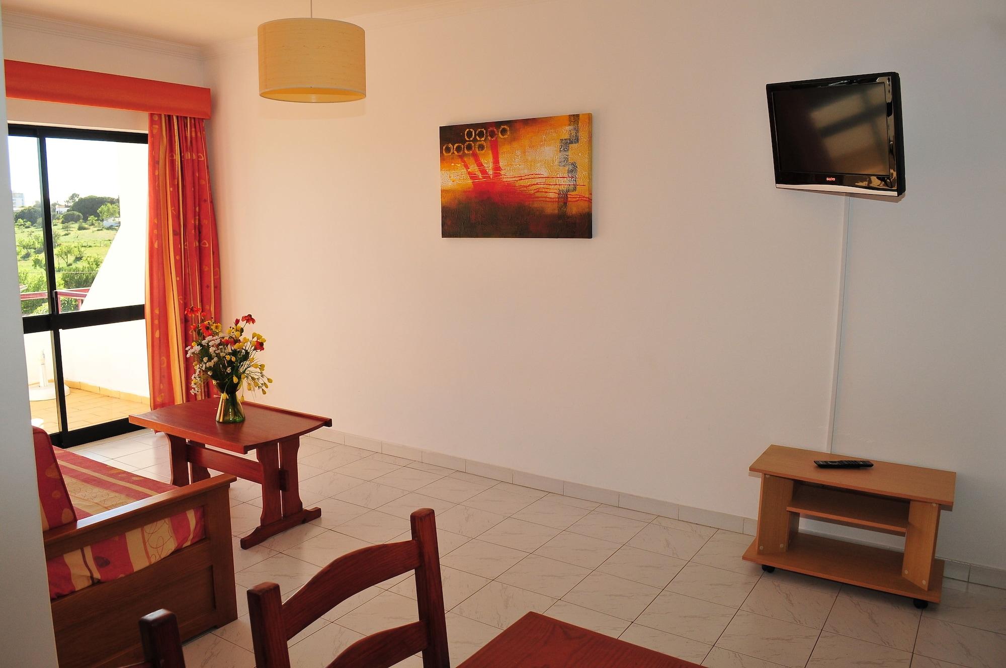 Solgarve Aparthotel Quarteira Εξωτερικό φωτογραφία