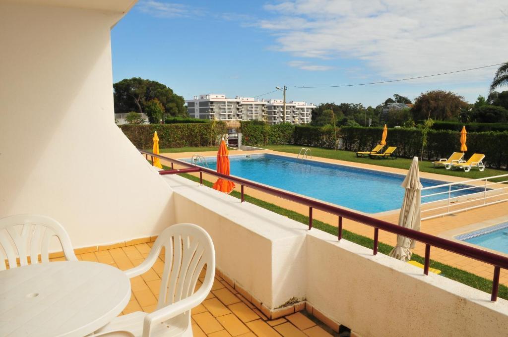 Solgarve Aparthotel Quarteira Εξωτερικό φωτογραφία